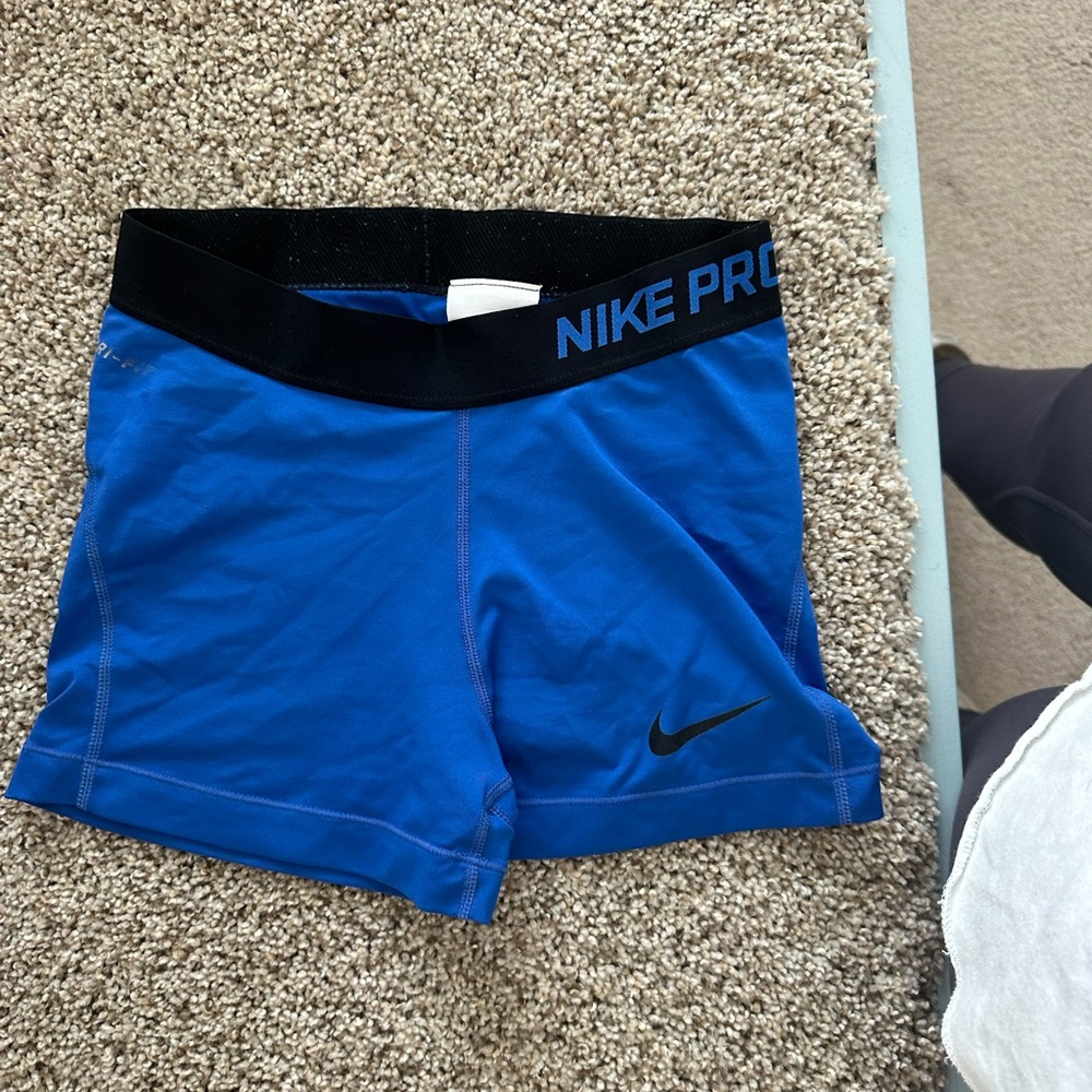 Royal blue Nike pro spandex